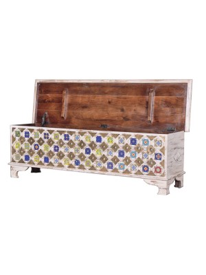 Large tile fitted Storage trunk